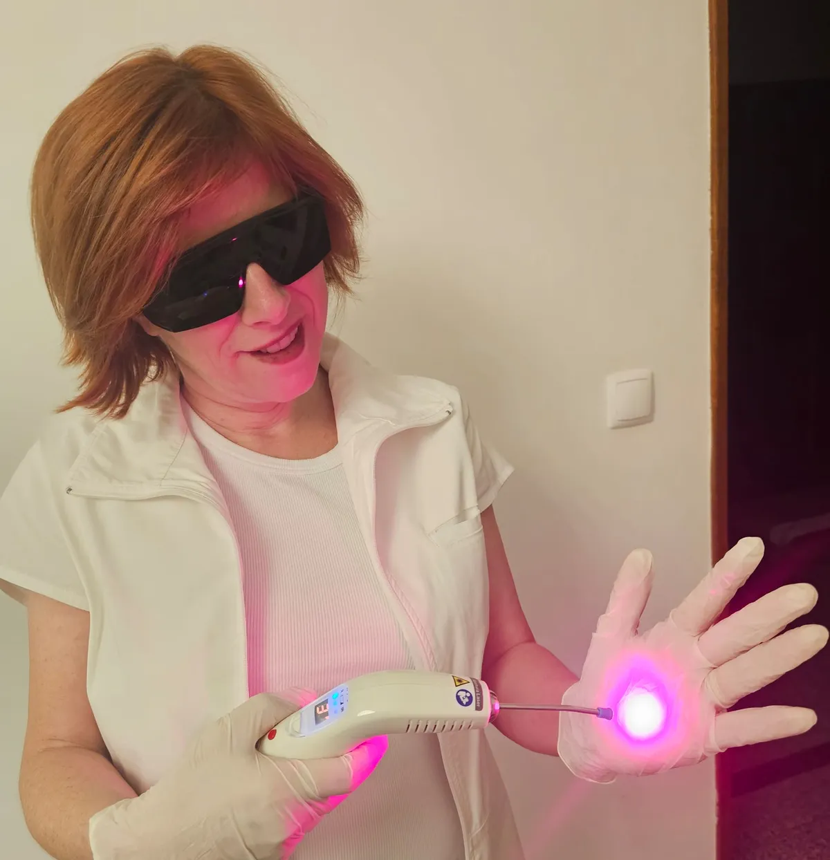 Mara Pedrero - Técnica em Laserterapia e Pedicure Medical